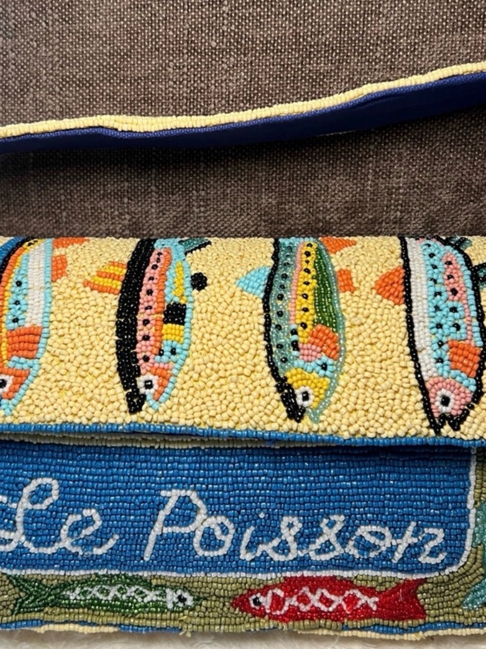 Viral America and beyond Beaded bag Fish sardine la Poisson